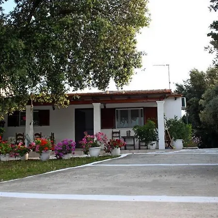 Feriehus Beach House Corfu (city)
